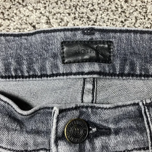 Mother Jeans Womens 26 The Scrapper Cuff Ankle Fray Distressed Black Fade USA - Picture 2 of 13